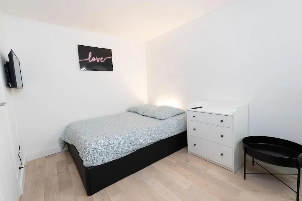 Studio Cosy A Paris 아파트